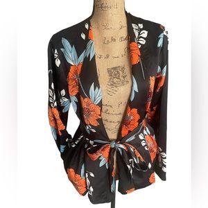 Curations Woven Printed wrap top